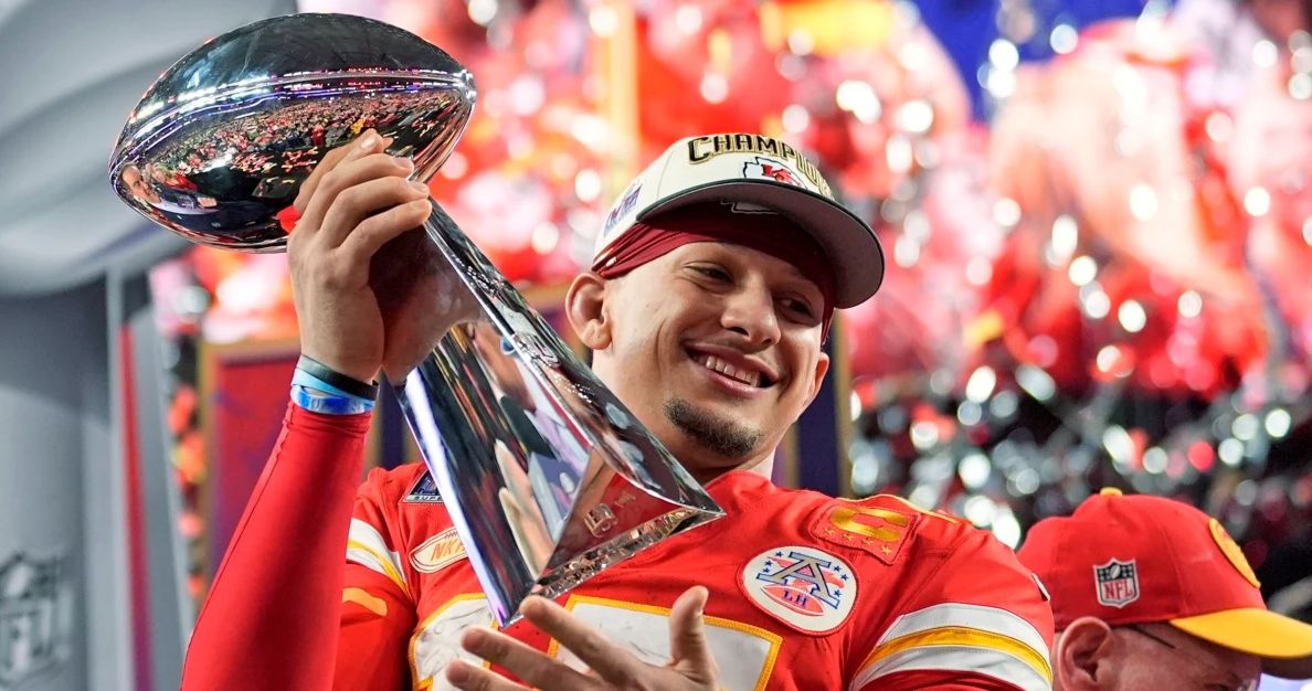 Super Bowl: Легенды, моменты и история величайшего шоу американского футбола - 2